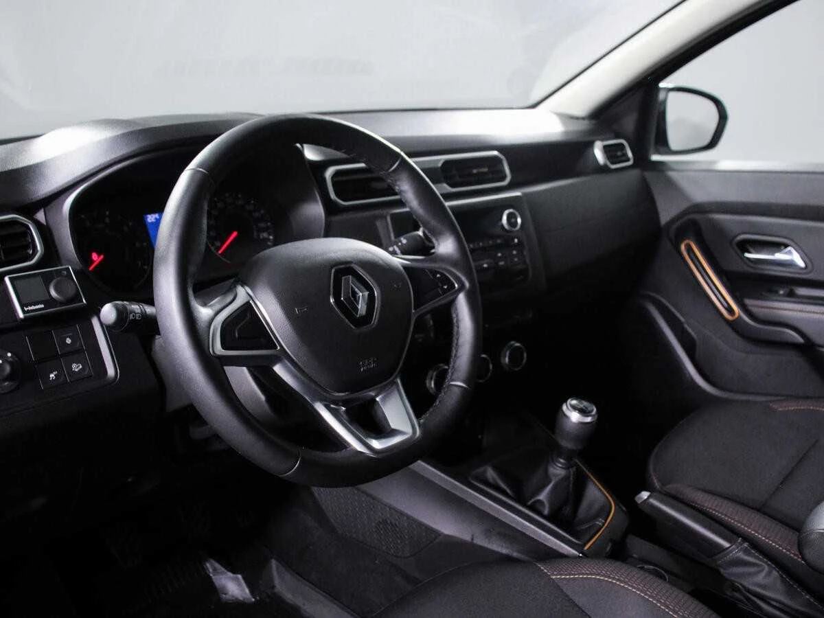 RENAULT DUSTER, Белый, 2021, Механическая, 109 л.с., цена от 1 298 400 руб.