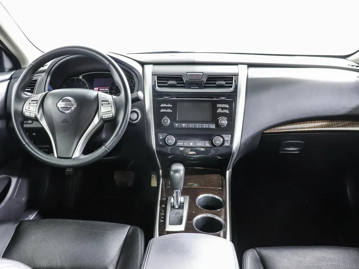Nissan Teana, Черный, 2015, Вариатор, 173 л.с., цена от 995 000 руб.