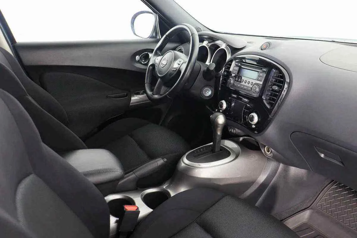 Nissan Juke, Голубой, 2013, Вариатор, 117 л.с., цена от 540 000 руб.