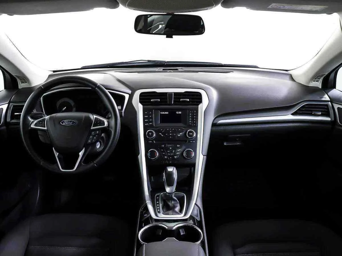 Ford Mondeo, Серебряный, 2015, Автоматическая, 149 л.с., цена от 890 000 руб.