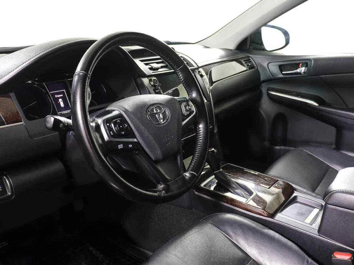 Toyota Camry, Коричневый, 2018, Автоматическая, 181 л.с., цена от 2 105 000 руб.