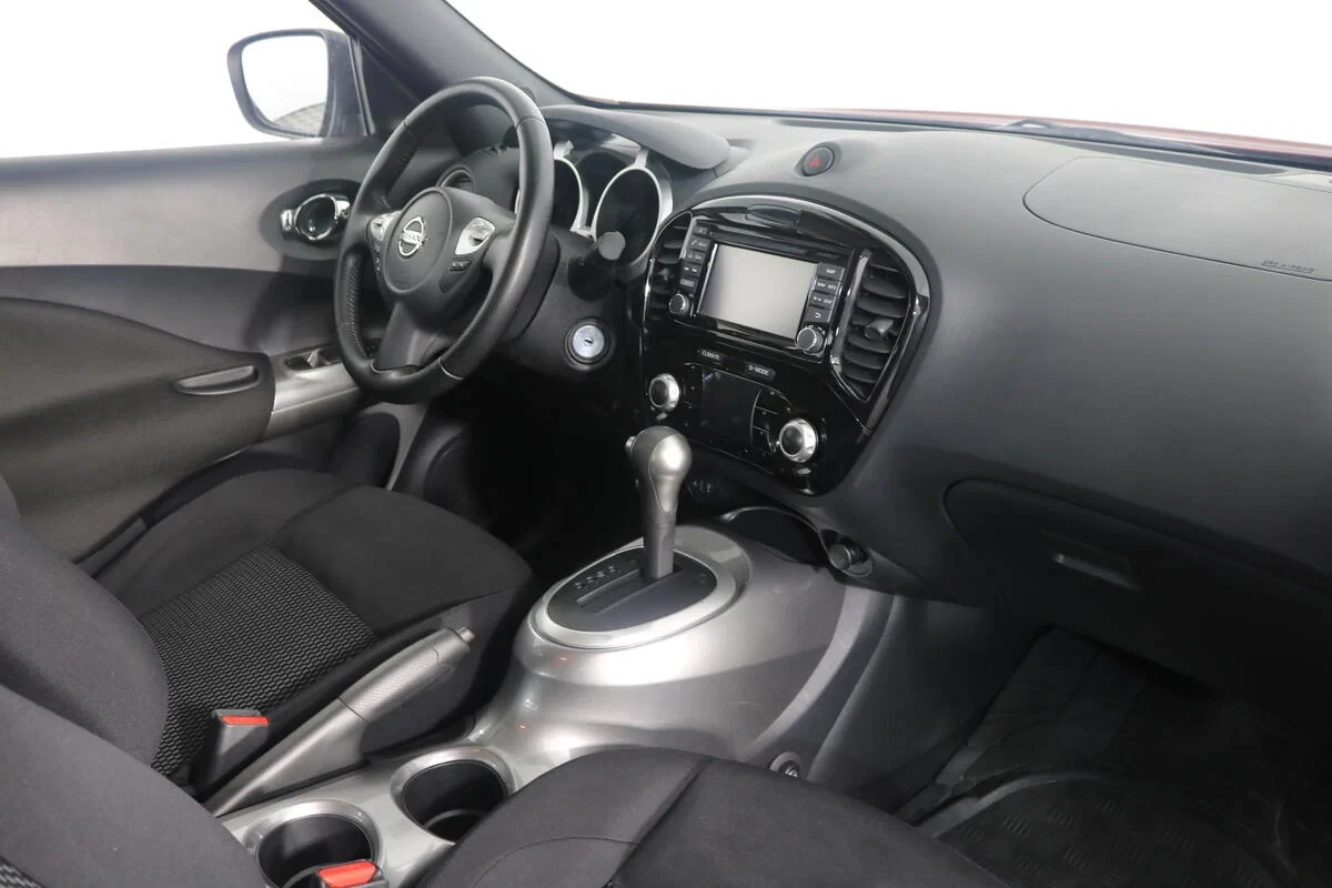 Nissan Juke, Красный, 2014, Вариатор, 117 л.с., цена от 789 500 руб.