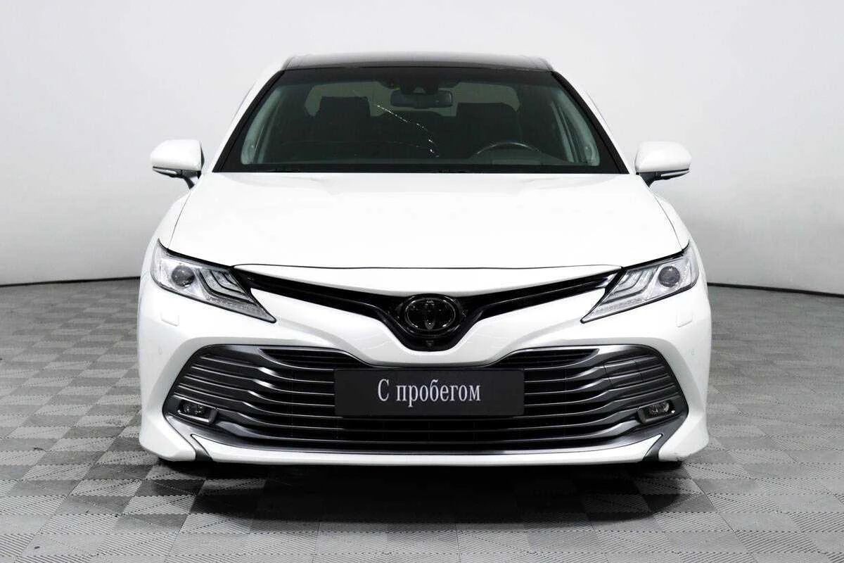 TOYOTA CAMRY, Белый, 2019, Автоматическая, 249 л.с., цена от 2 392 000 руб.