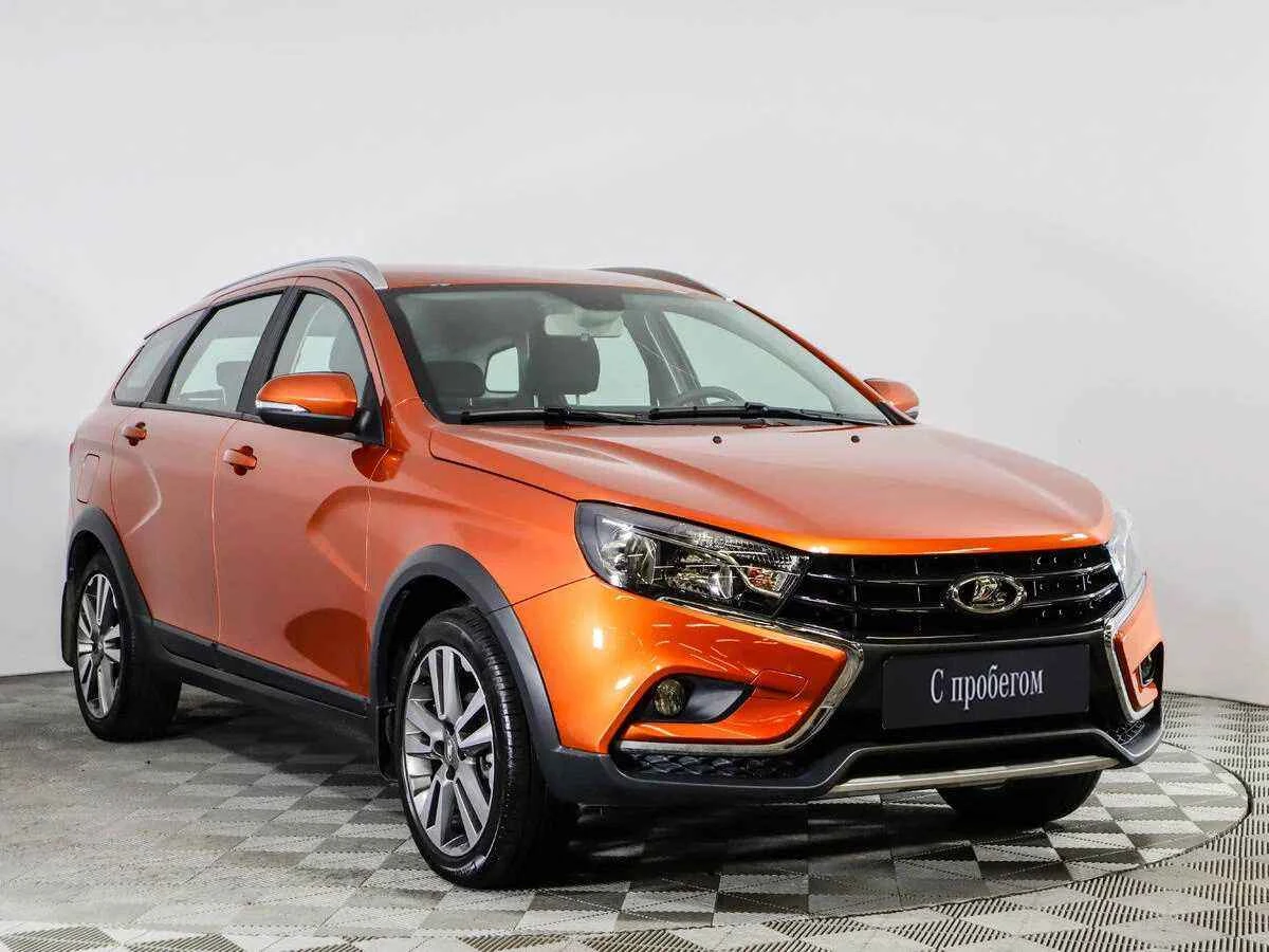 LADA Vesta SW Cross, Оранжевый, 2019, Вариатор, 113 л.с., цена от 907 000 руб.