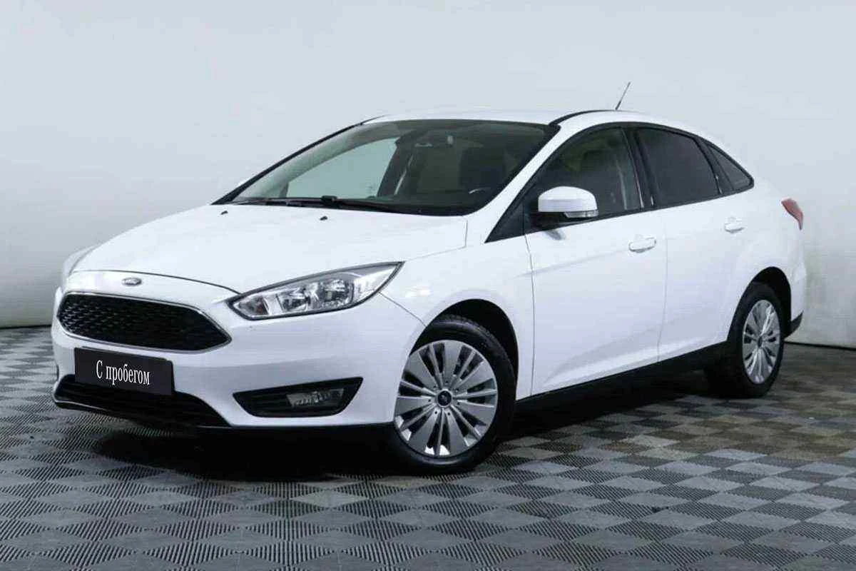 Ford Focus, Белый, 2018, Робот, 105 л.с., цена от 811 000 руб.