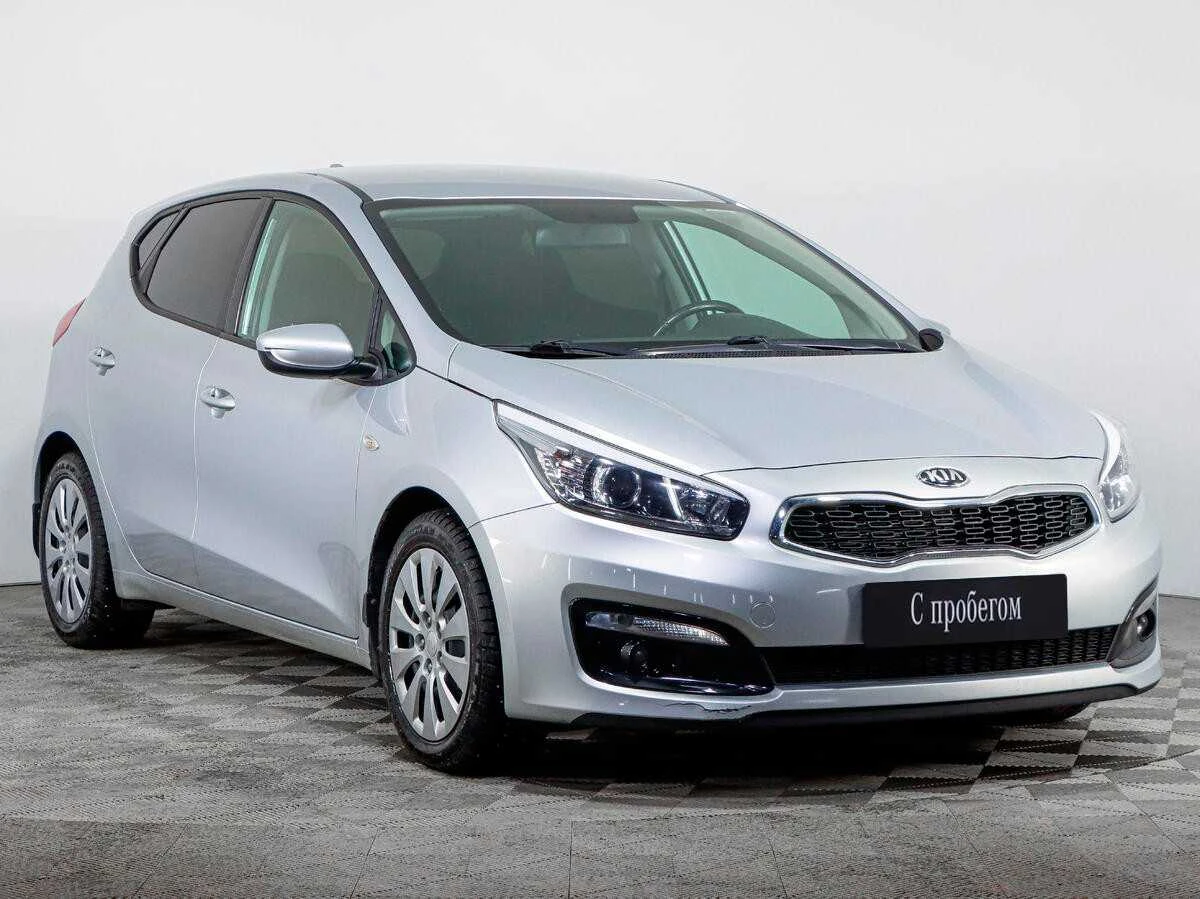 KIA CEED, Серебряный, 2018, Автоматическая, 130 л.с., цена от 936 000 руб.