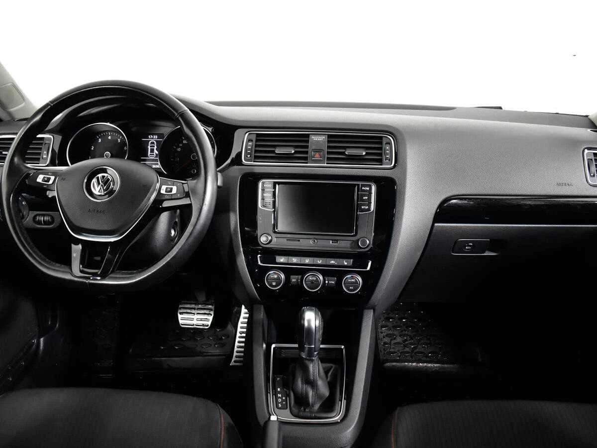 VOLKSWAGEN JETTA, Белый, 2018, Автоматическая, 110 л.с., цена от 992 000 руб.