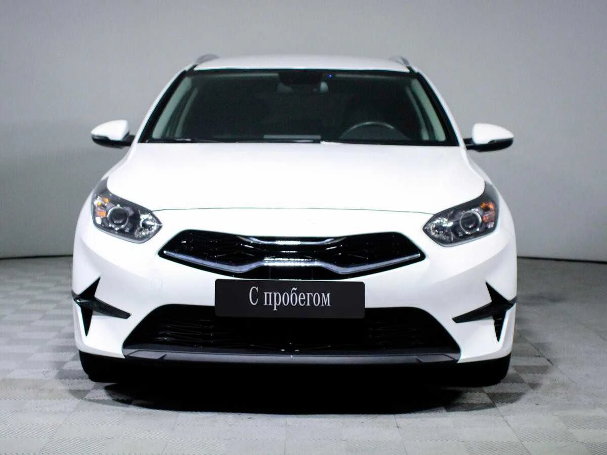 KIA CEED, Белый, 2022, Автоматическая, 128 л.с., цена от 1 680 000 руб.