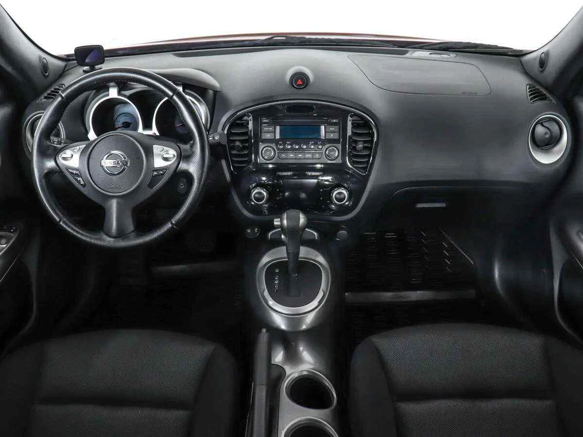 Nissan Juke, Красный, 2012, Вариатор, 117 л.с., цена от 570 000 руб.