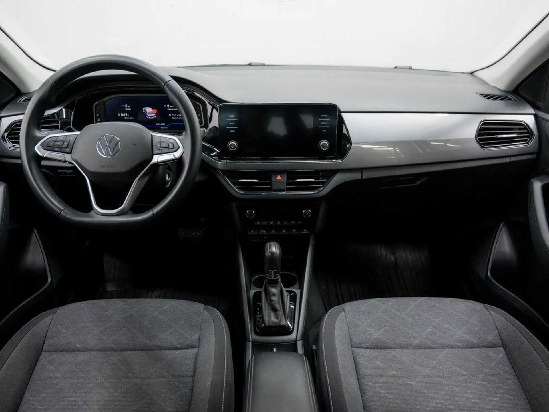 VOLKSWAGEN POLO, Серый, 2021, Автоматическая, 110 л.с., цена от 1 246 400 руб.