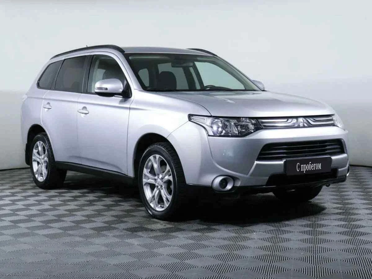 Mitsubishi Outlander, Серебряный, 2012, Вариатор, 167 л.с., цена от 918 000 руб.