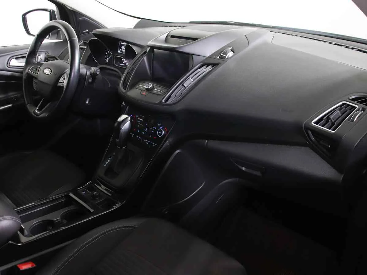 Ford Kuga, Серебряный, 2017, Автоматическая, 150 л.с., цена от 1 071 000 руб.