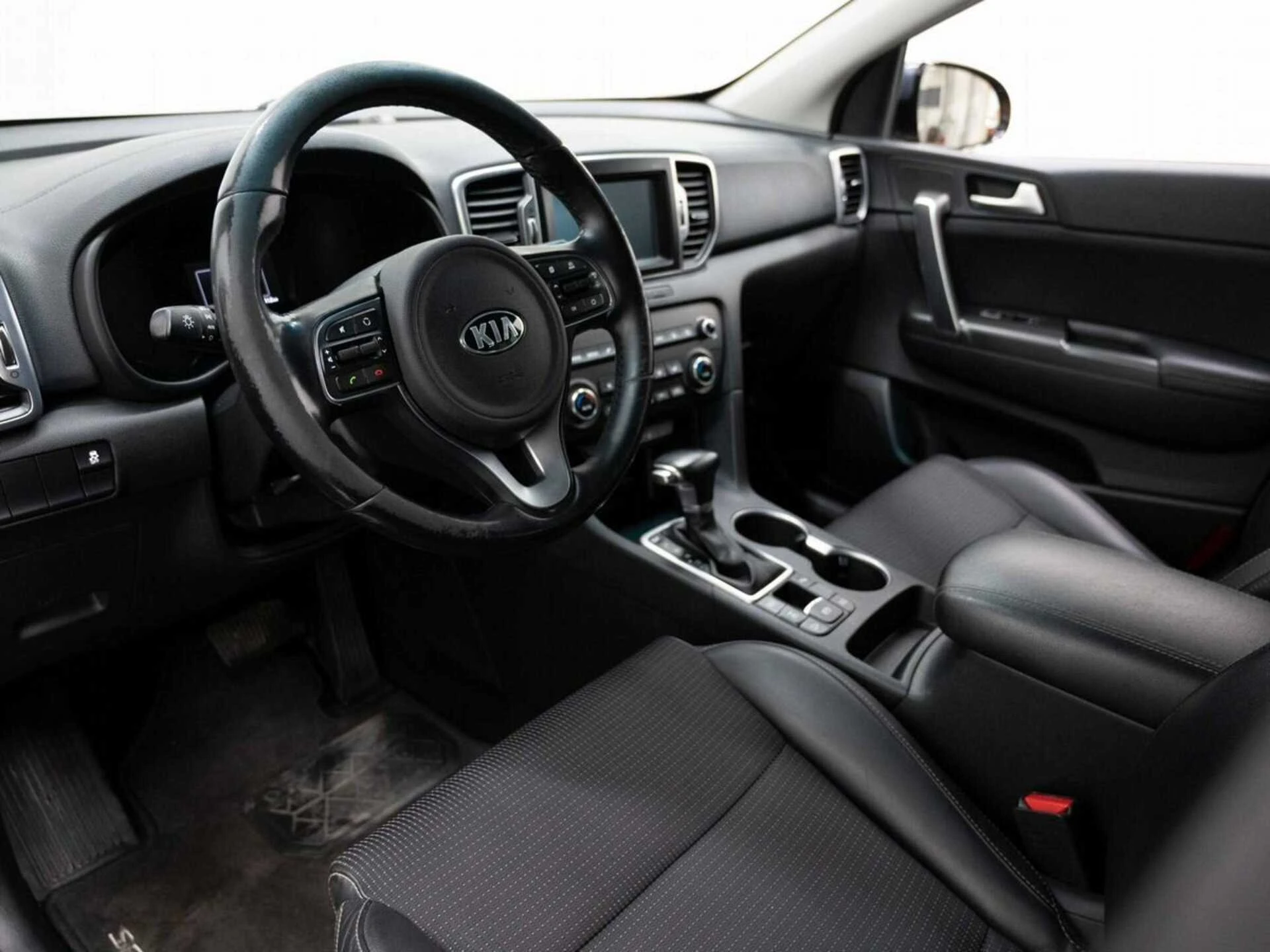 KIA SPORTAGE, Коричневый, 2016, Автоматическая, 150 л.с., цена от 1 048 000 руб.