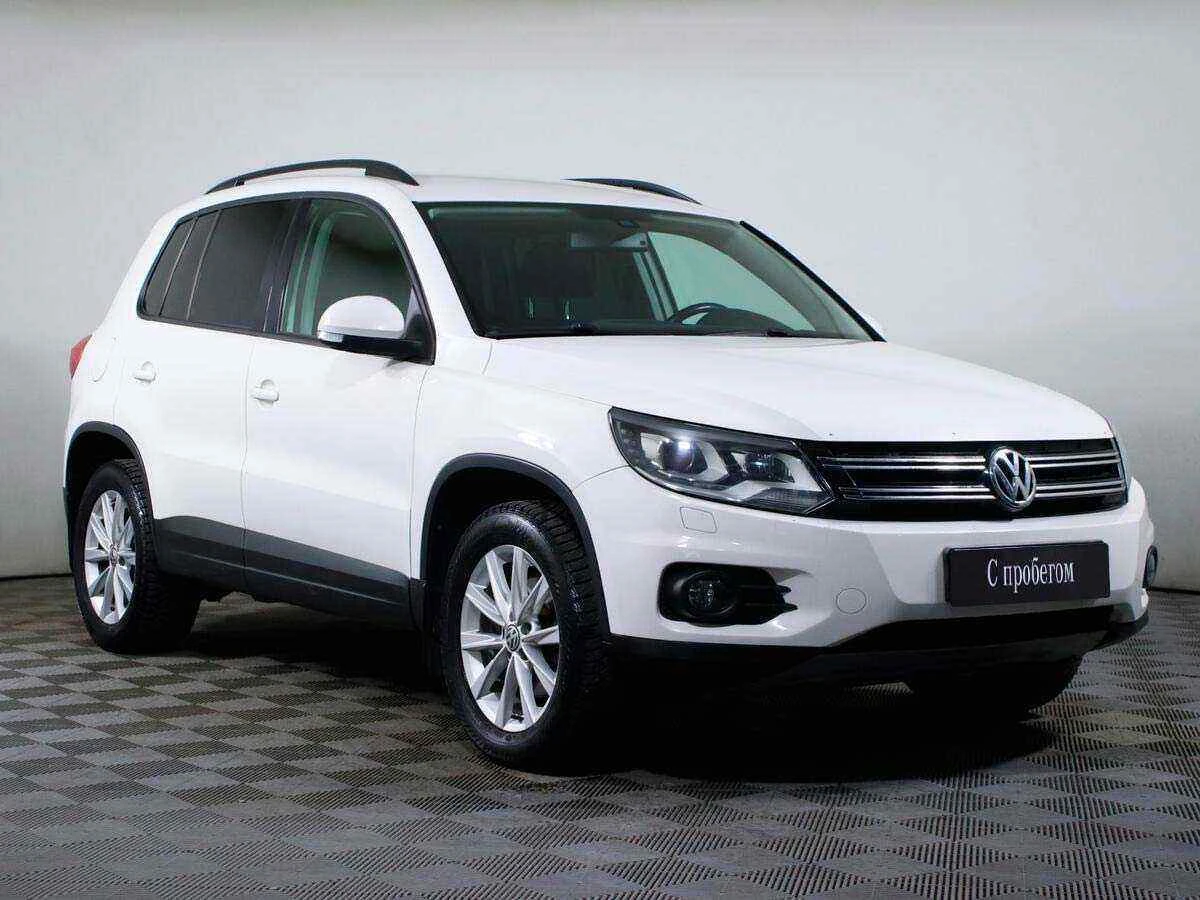Volkswagen Tiguan, Белый, 2014, Робот, 150 л.с., цена от 857 000 руб.