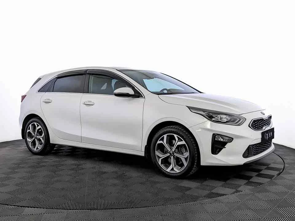 KIA CEED, Белый, 2021, Автоматическая, 128 л.с., цена от 1 352 000 руб.