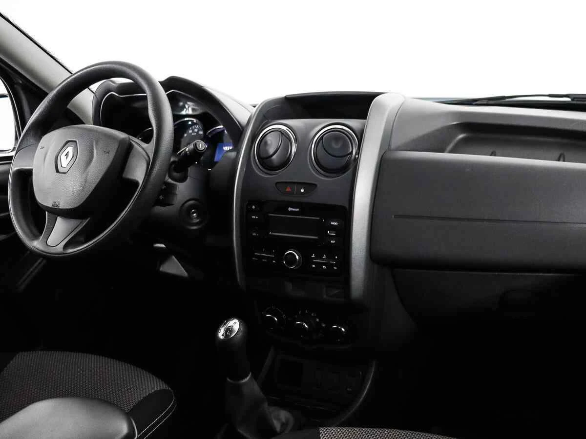 Renault Duster, Белый, 2018, Механическая, 114 л.с., цена от 963 000 руб.