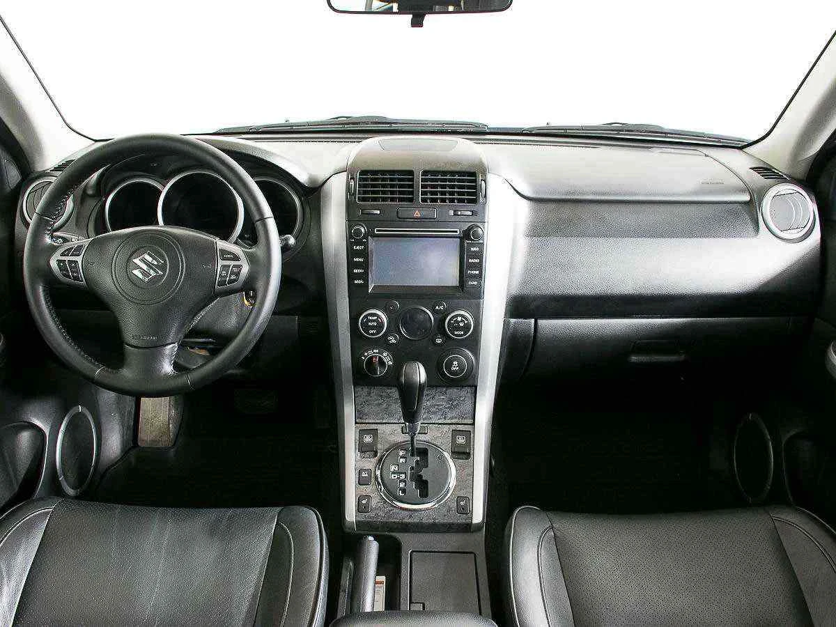 Suzuki Grand Vitara, Серый, 2011, Автоматическая, 169 л.с., цена от 635 000 руб.