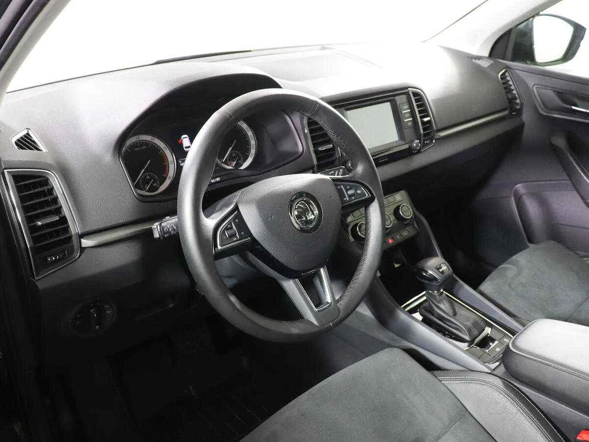 Skoda Karoq, Зеленый, 2020, Автоматическая, 150 л.с., цена от 1 933 000 руб.