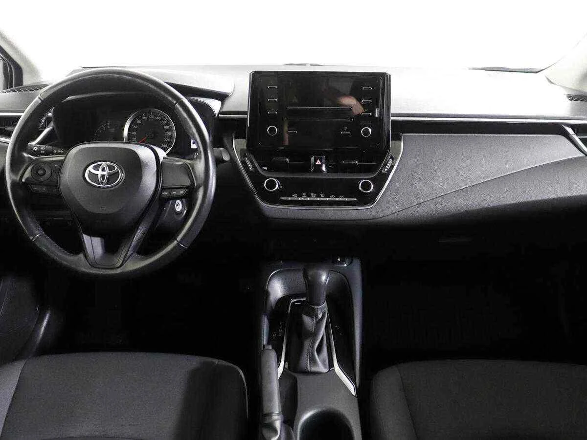 Toyota Corolla, Коричневый, 2019, Вариатор, 122 л.с., цена от 1 200 000 руб.