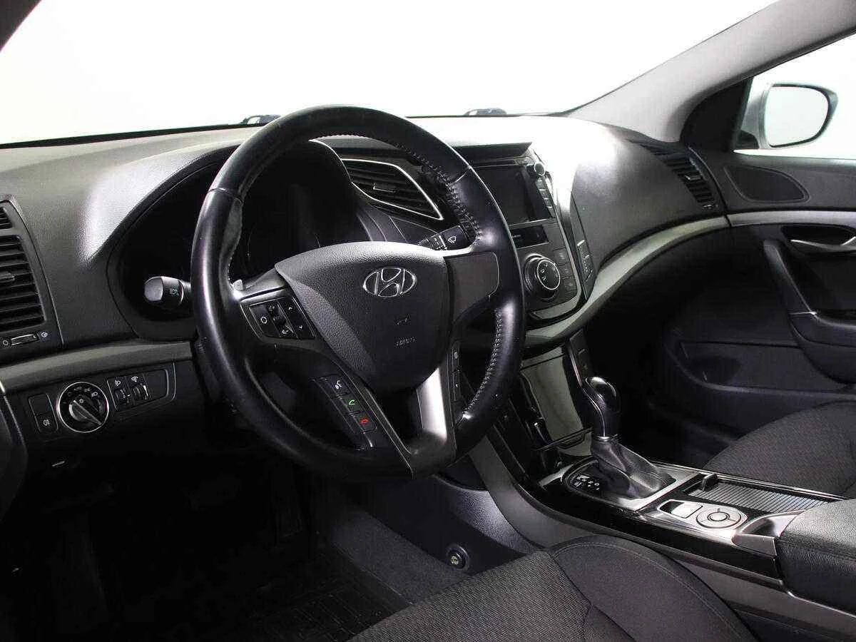 Hyundai i40, Серебряный, 2017, Автоматическая, 150 л.с., цена от 999 000 руб.