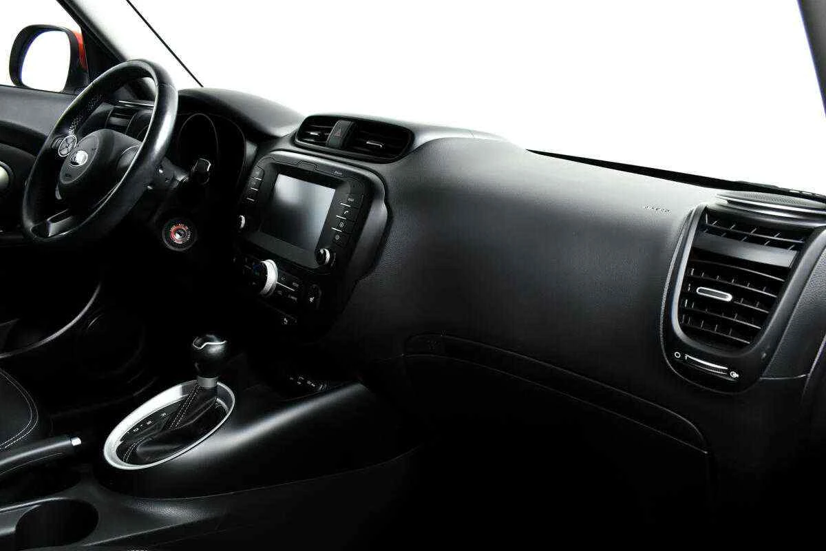 KIA Soul, Белый, 2018, Автоматическая, 123 л.с., цена от 1 217 000 руб.