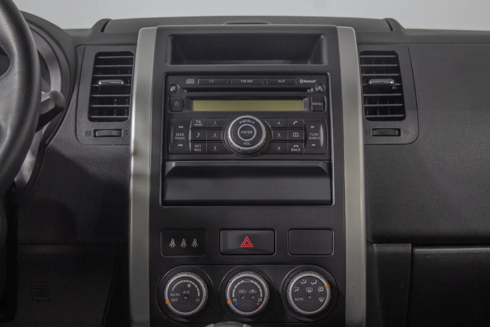 Nissan X-Trail, Серый, 2012, Вариатор, 137 л.с., цена от 730 000 руб.