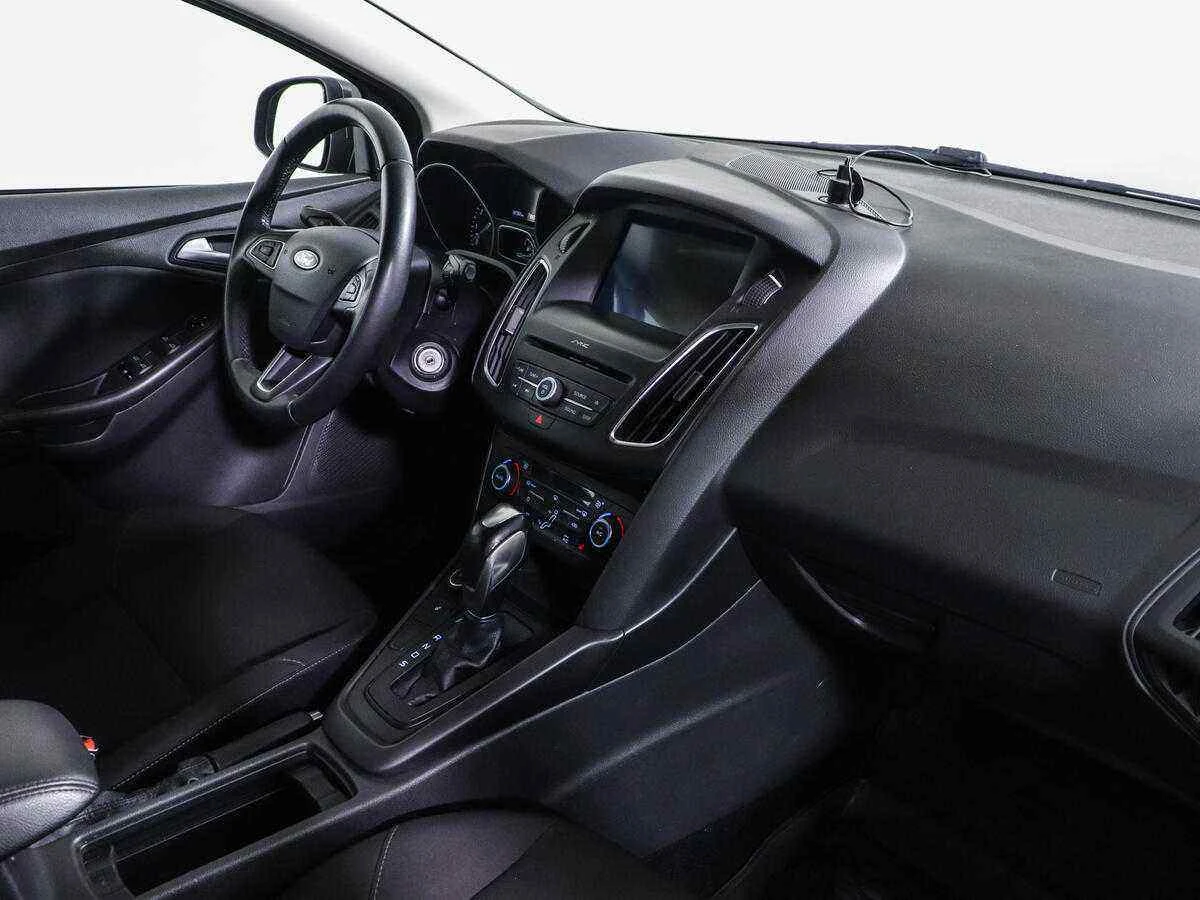 Ford Focus, Серый, 2019, Робот, 125 л.с., цена от 972 000 руб.