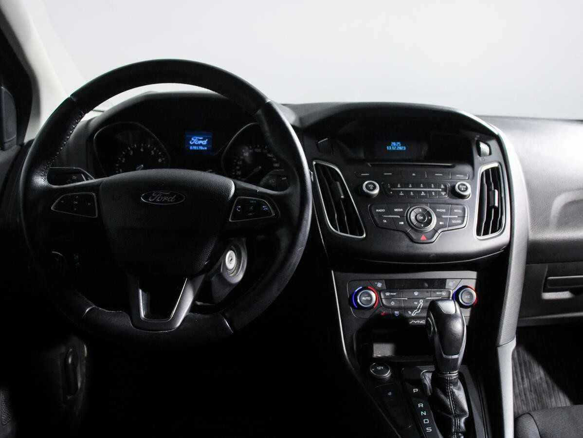 FORD FOCUS, Коричневый, 2016, Робот, 125 л.с., цена от 744 000 руб.