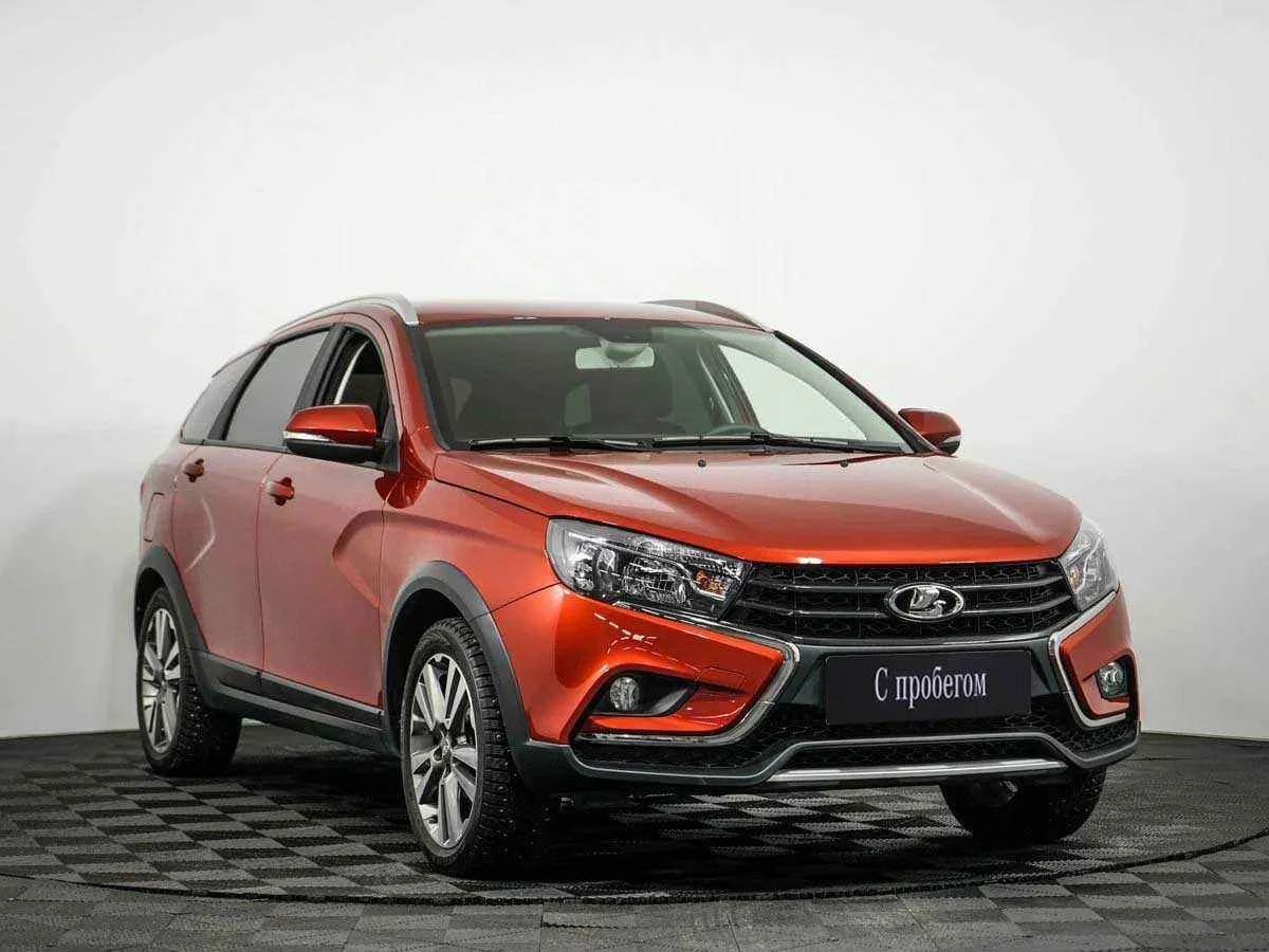 LADA Vesta SW Cross, Оранжевый, 2022, Вариатор, 113 л.с., цена от 1 098 000 руб.
