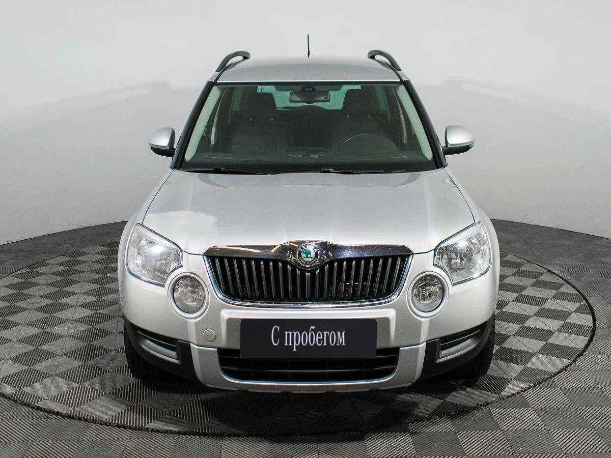 Skoda Yeti, Серебряный, 2013, Робот, 105 л.с., цена от 817 000 руб.