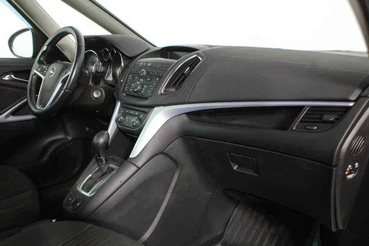 Opel Zafira, Серый, 2012, Автоматическая, 140 л.с., цена от 699 000 руб.