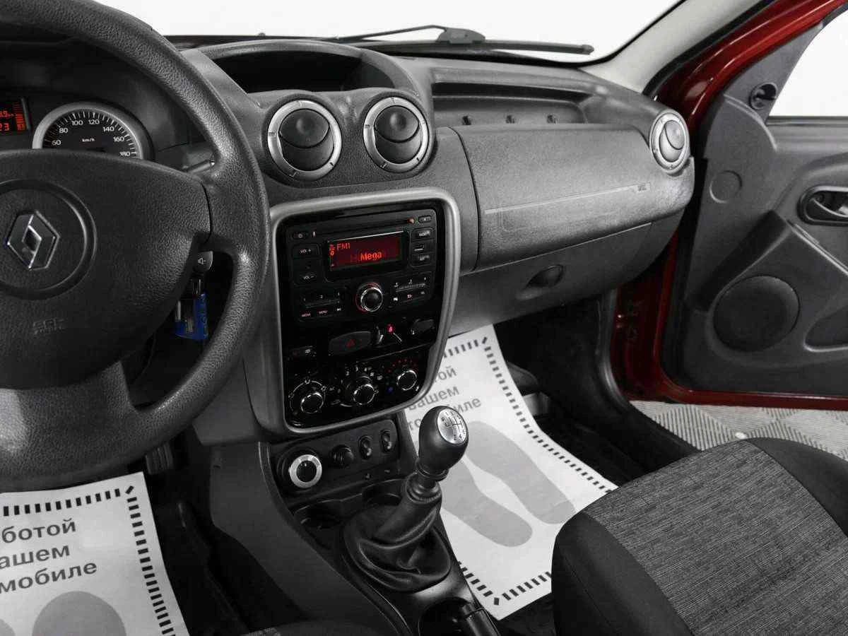 Renault Duster, Красный, 2014, Механическая, 135 л.с., цена от 540 000 руб.
