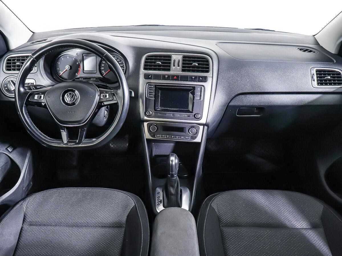 VOLKSWAGEN POLO, Коричневый, 2017, Автоматическая, 110 л.с., цена от 812 800 руб.