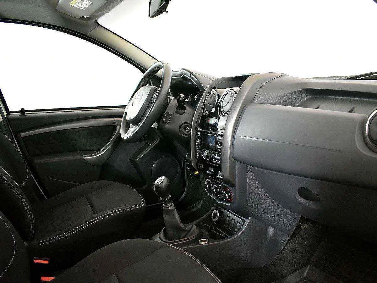 Renault Duster, Белый, 2015, Механическая, 109 л.с., цена от 715 000 руб.