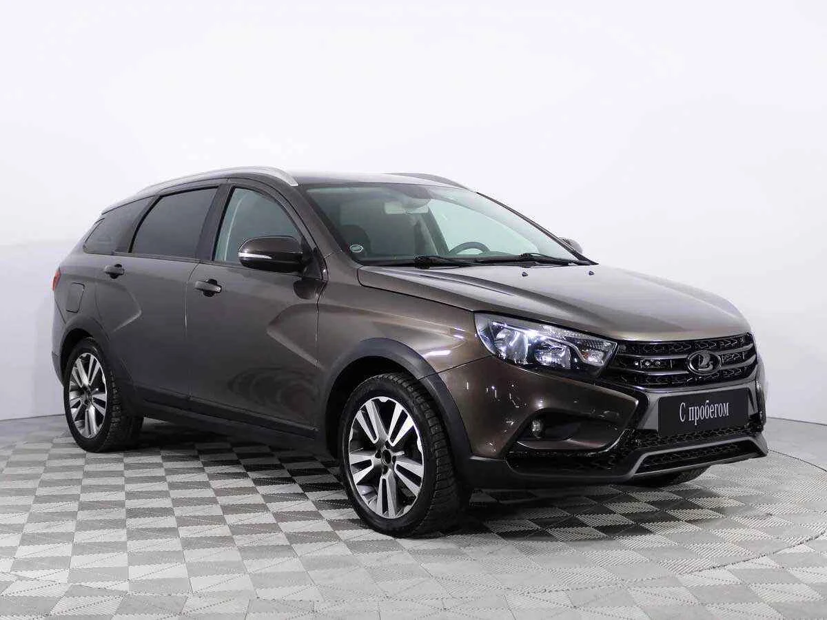 LADA Vesta SW Cross, Коричневый, 2019, Механическая, 122 л.с., цена от 855 000 руб.