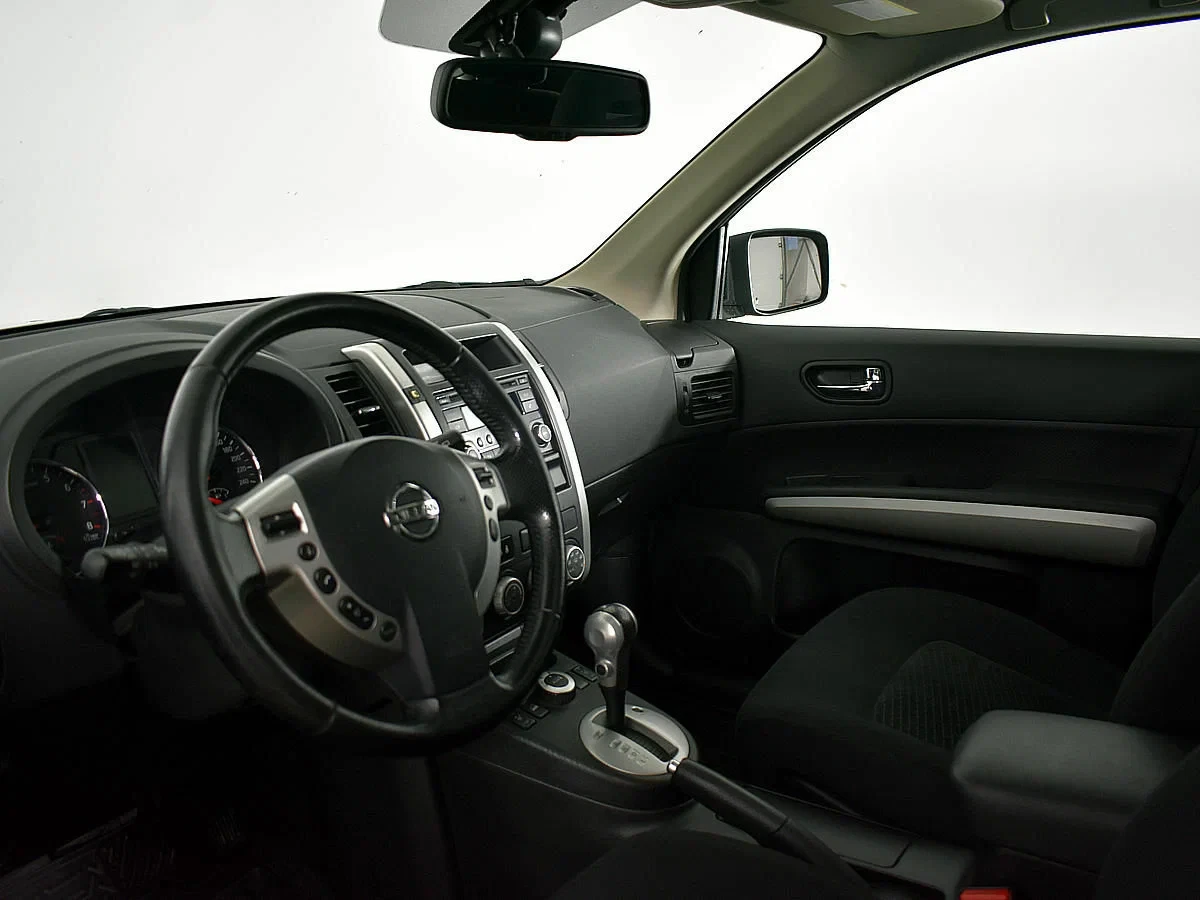 Nissan X-Trail, Серый, 2013, Вариатор, 141 л.с., цена от 898 000 руб.