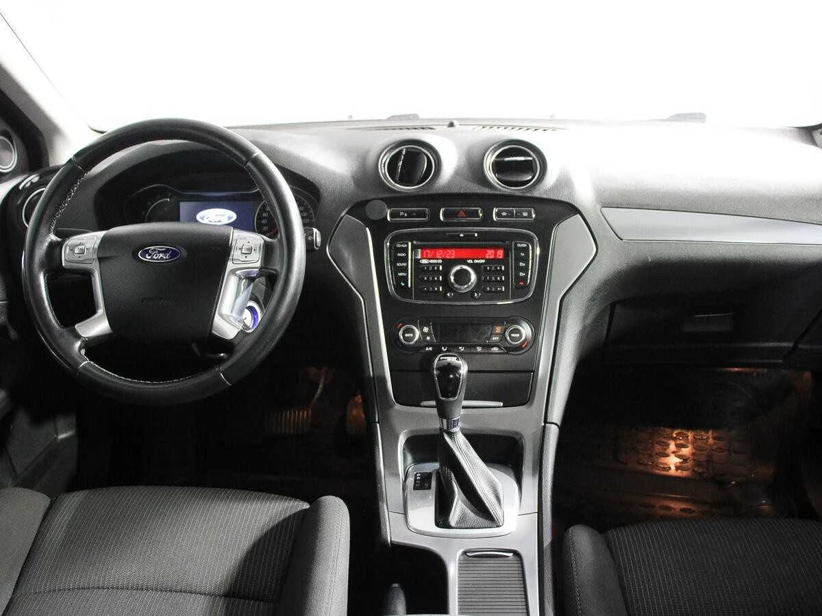 FORD MONDEO, Серый, 2013, Робот, 200 л.с., цена от 656 000 руб.
