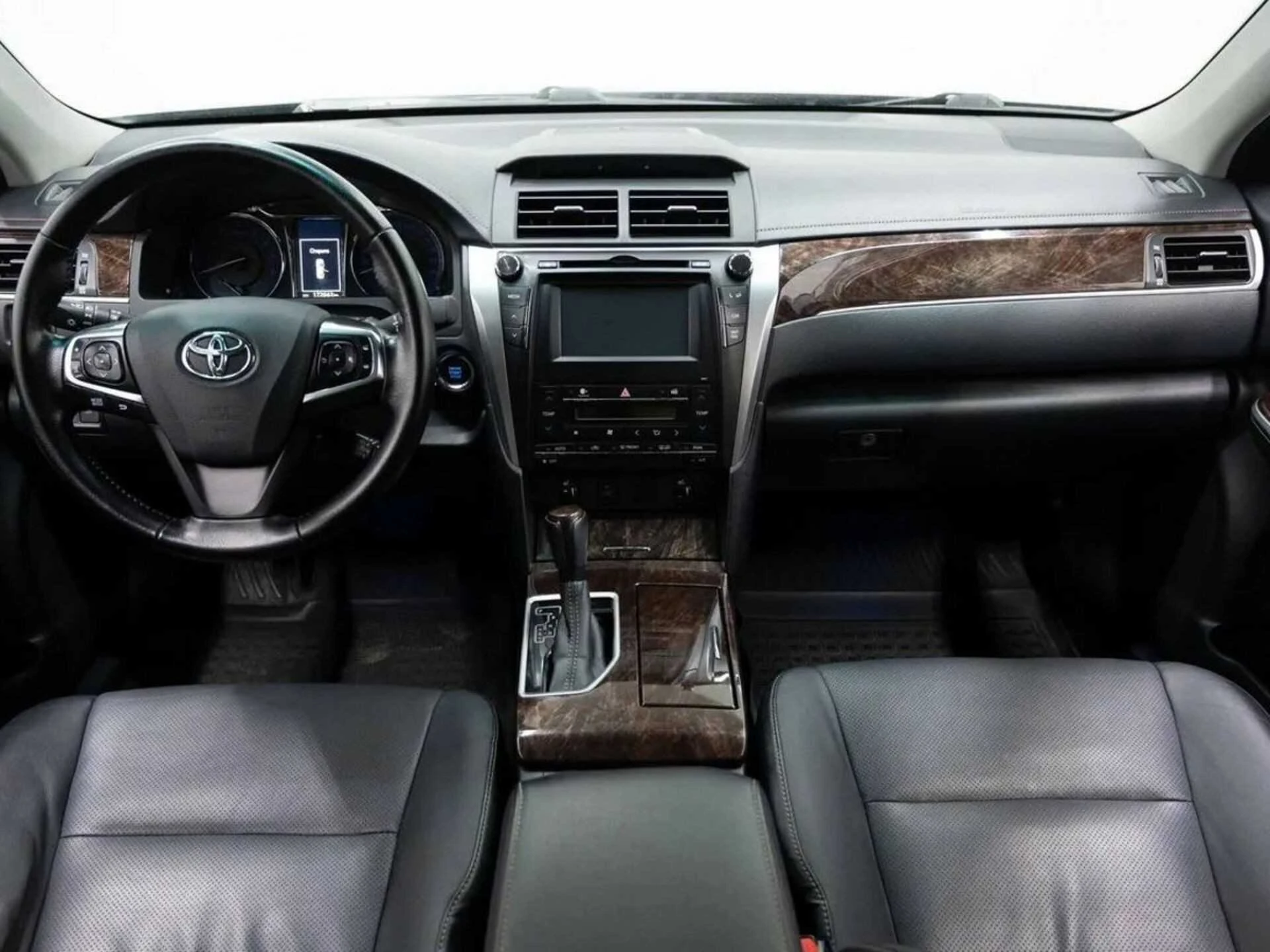 TOYOTA CAMRY, Черный, 2017, Автоматическая, 181 л.с., цена от 1 468 000 руб.