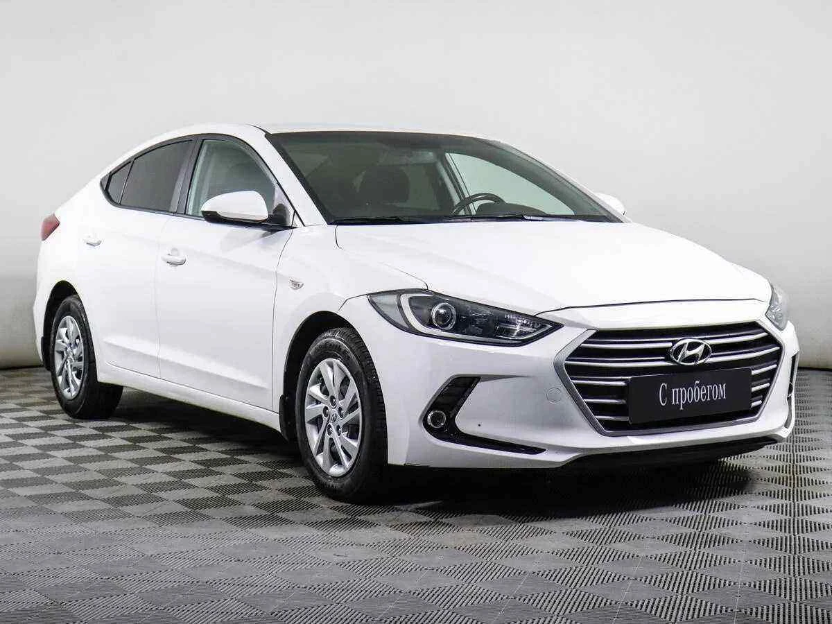 Hyundai Elantra, Белый, 2018, Автоматическая, 128 л.с., цена от 931 000 руб.