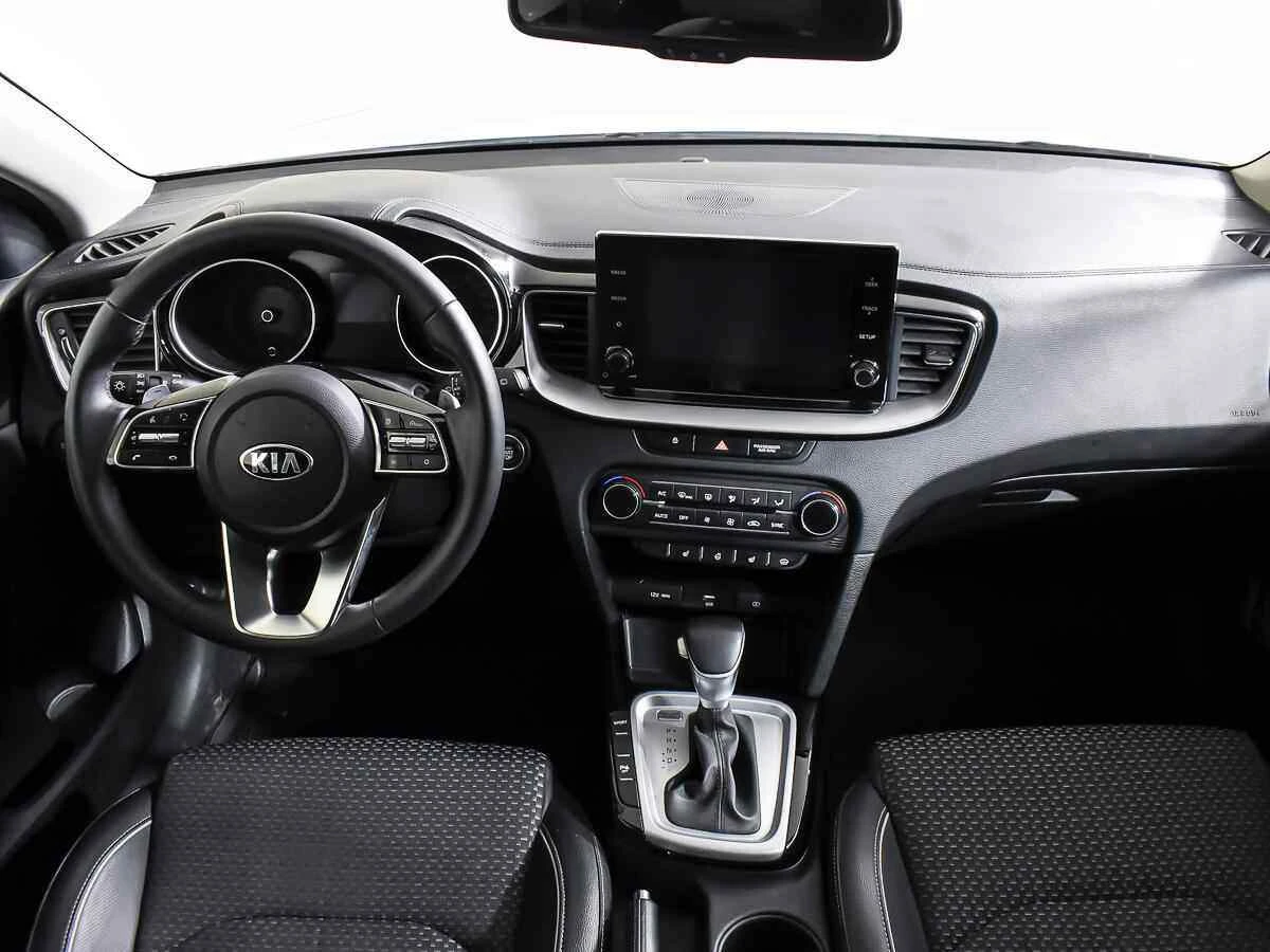 KIA Ceed, Белый, 2021, Автоматическая, 128 л.с., цена от 1 340 000 руб.