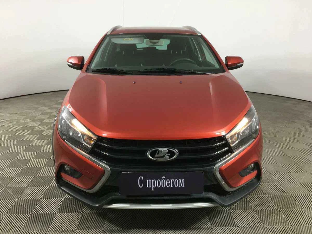 LADA Vesta SW Cross, Красный, 2018, Робот, 122 л.с., цена от 609 000 руб.