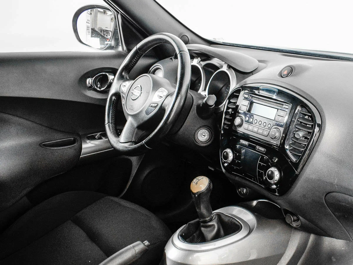 Nissan Juke, Синий, 2013, Механическая, 117 л.с., цена от 458 000 руб.