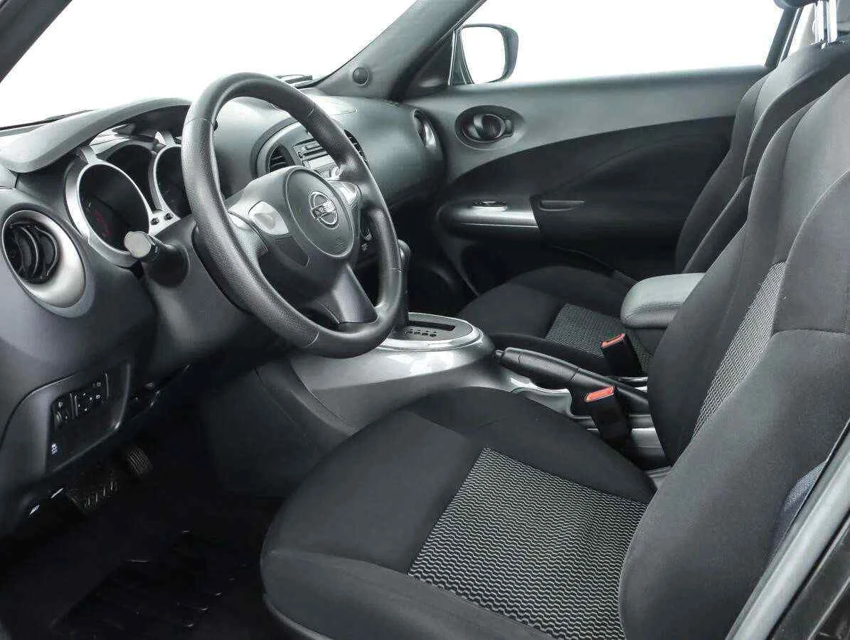 Nissan Juke, Черный, 2015, Вариатор, 117 л.с., цена от 877 900 руб.