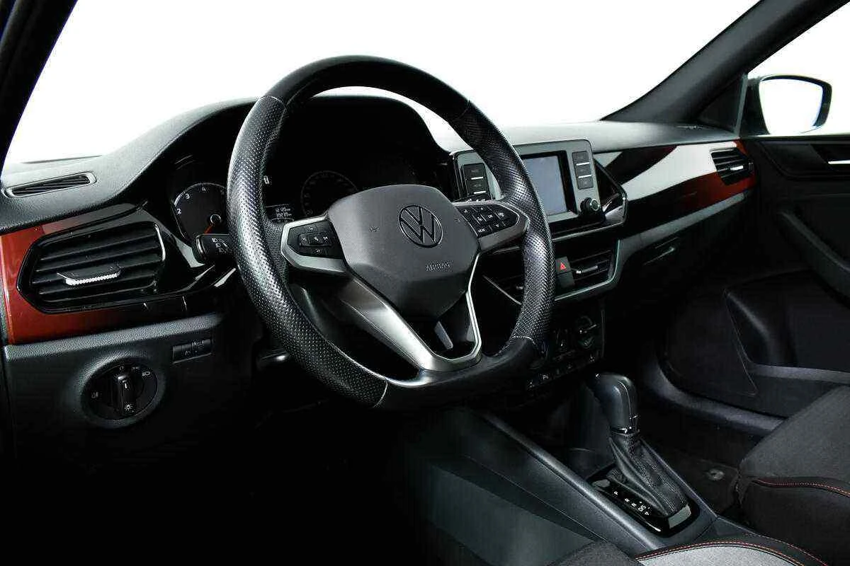 Volkswagen Polo, Белый, 2021, Автоматическая, 110 л.с., цена от 1 355 000 руб.
