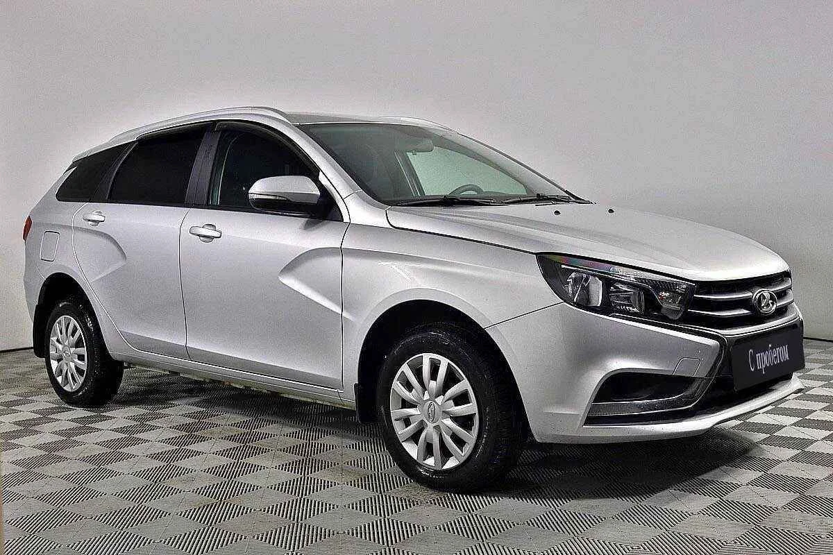 LADA Vesta, Серебряный, 2020, Механическая, 106 л.с., цена от 479 000 руб.