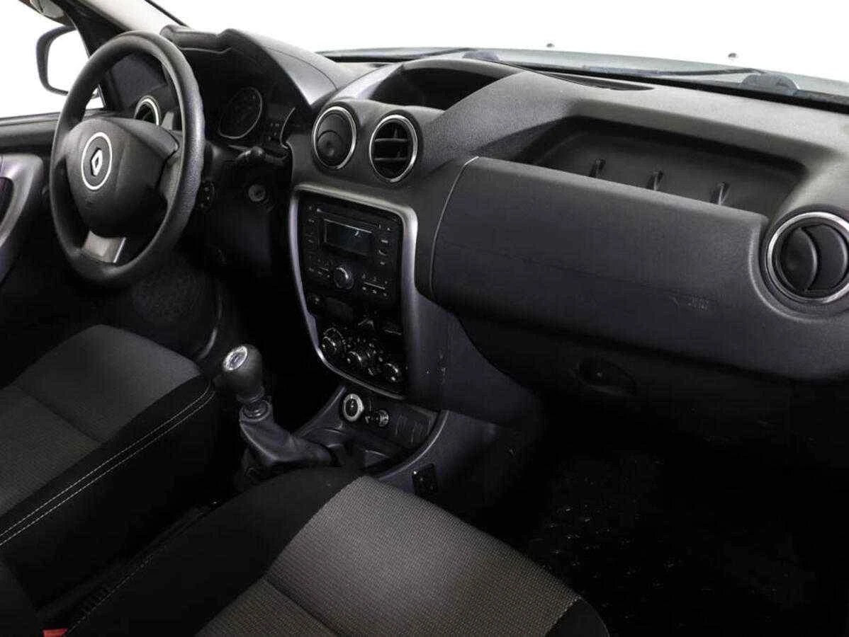 Renault Duster, Белый, 2012, Механическая, 135 л.с., цена от 500 000 руб.