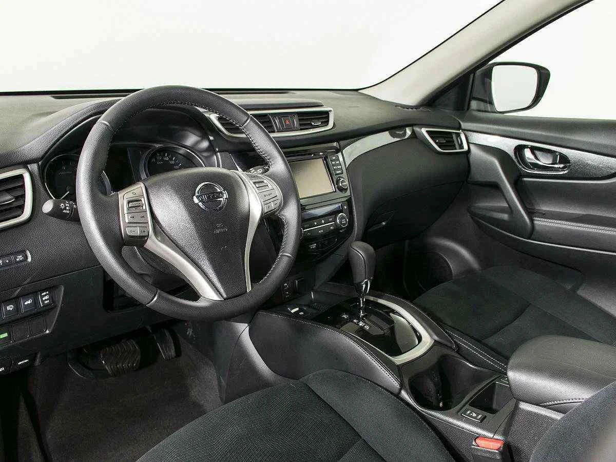 Nissan X-Trail, Серебряный, 2016, Вариатор, 144 л.с., цена от 1 167 000 руб.