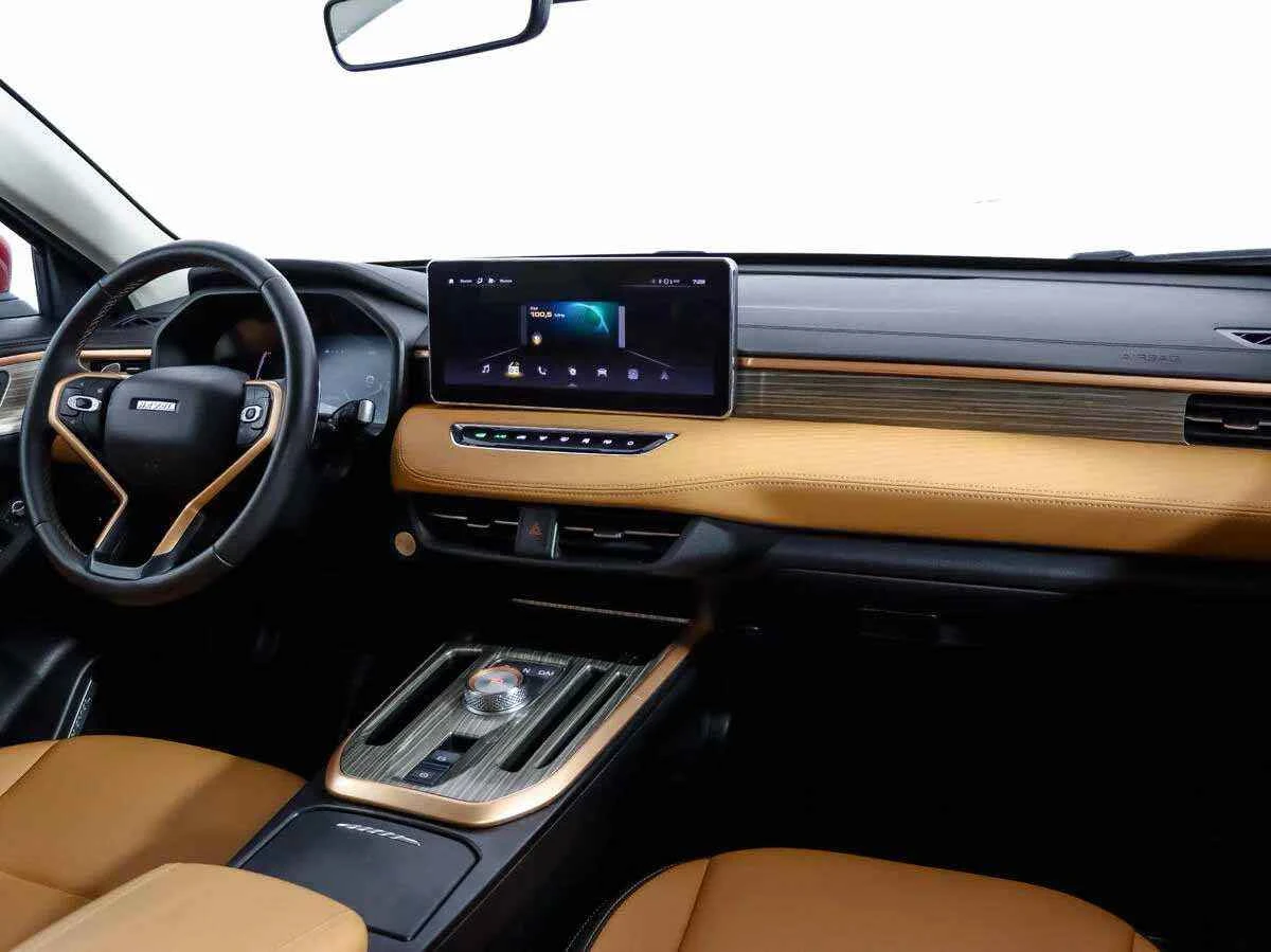 Haval Jolion, Красный, 2021, Робот, 150 л.с., цена от 1 539 000 руб.
