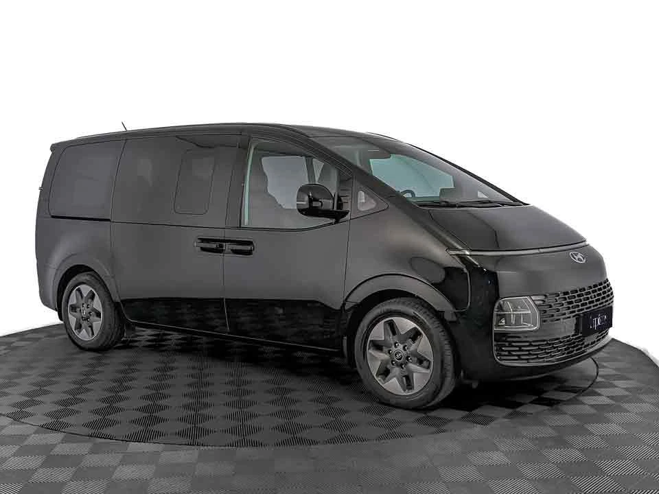 HYUNDAI STARIA, Черный, 2021, Автоматическая, 249 л.с., цена от 3 872 000 руб.