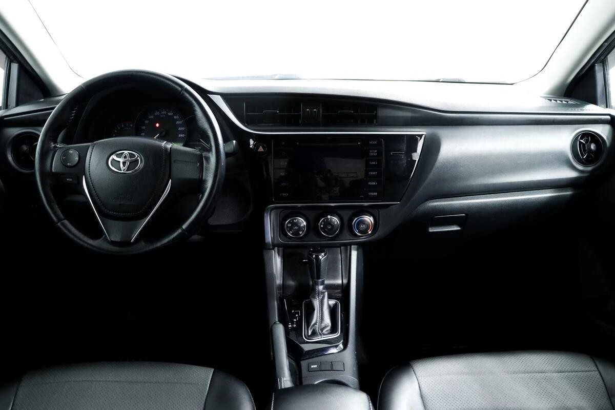 TOYOTA COROLLA, Серый, 2017, Вариатор, 122 л.с., цена от 1 120 000 руб.